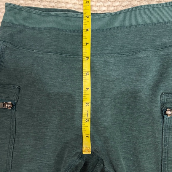Free People Movement Green Jersey Cargo Leggings Size Small - Picture 5 of 14